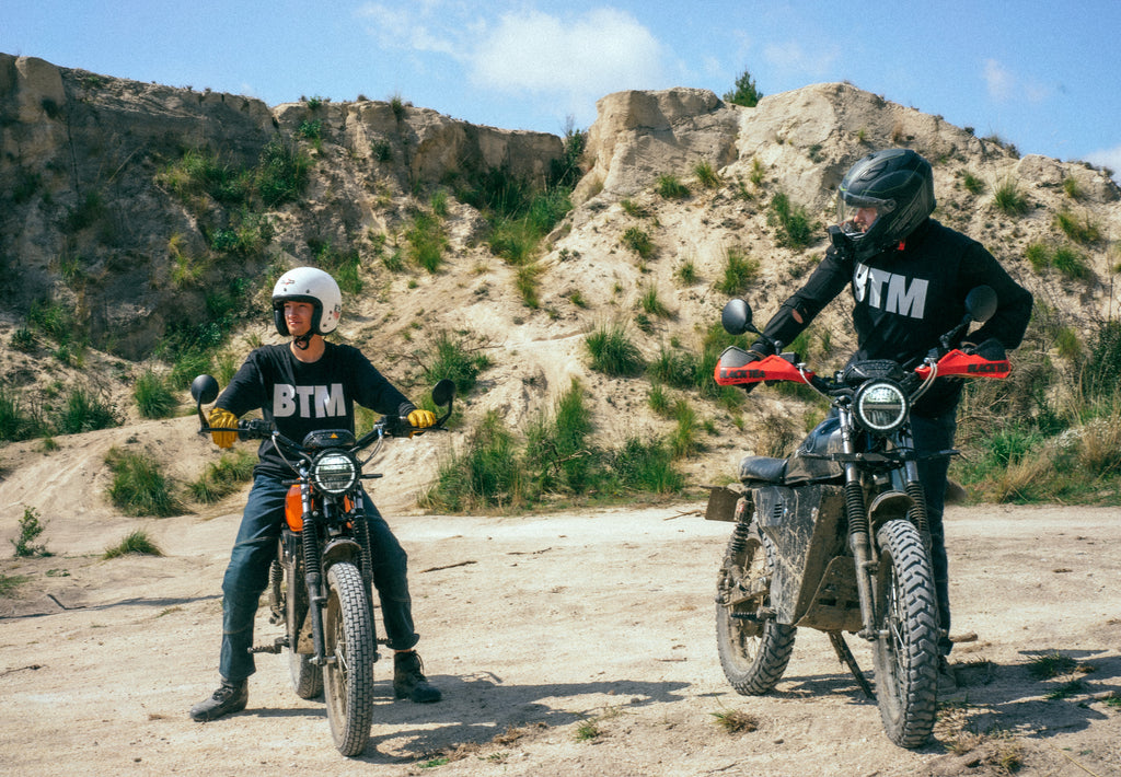 Hintere Stoßdämpfer – Black Tea Motorbikes