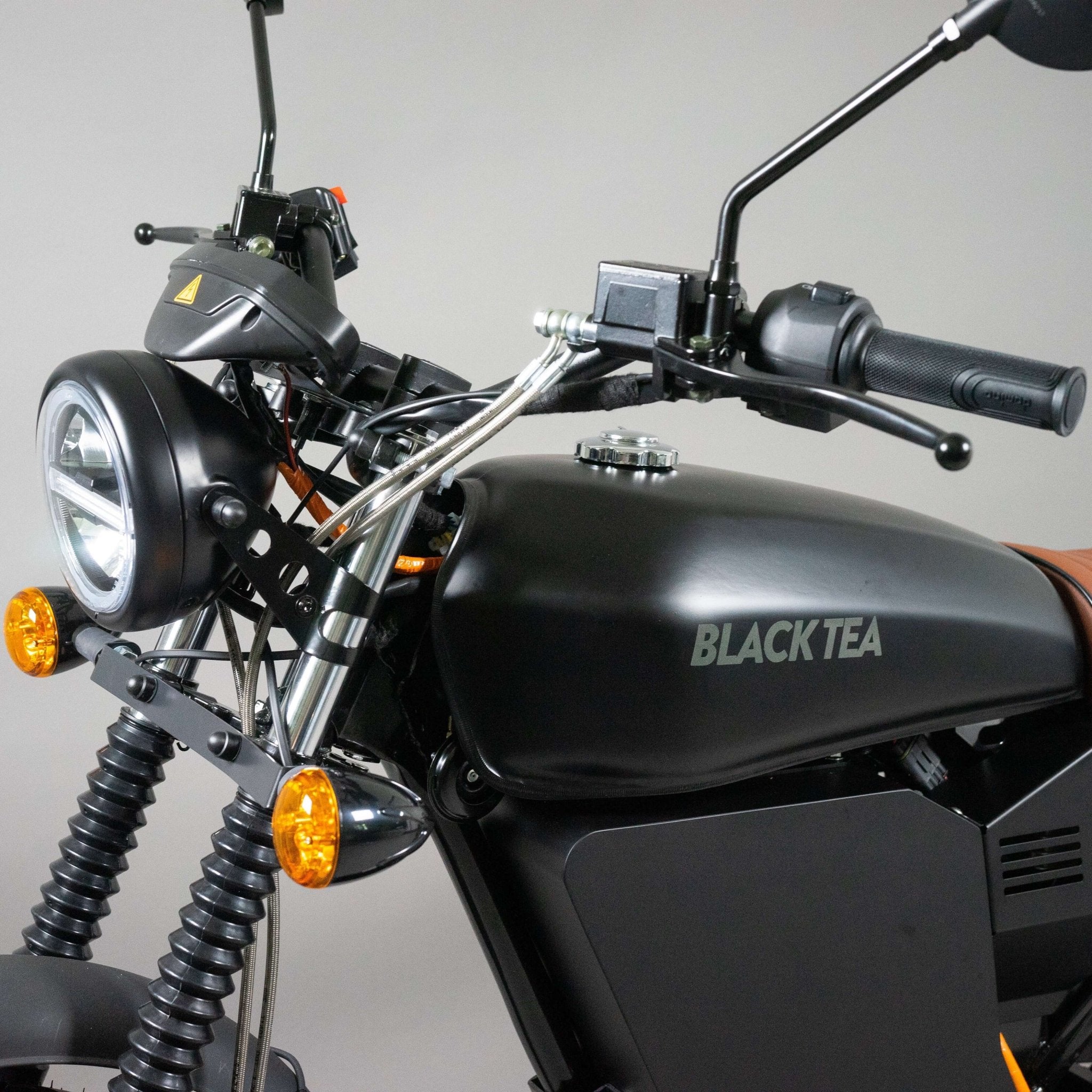 Scheinwerferhalter - Black Tea Motorbikes - Elektromotorräder hergestellt in Deutschland